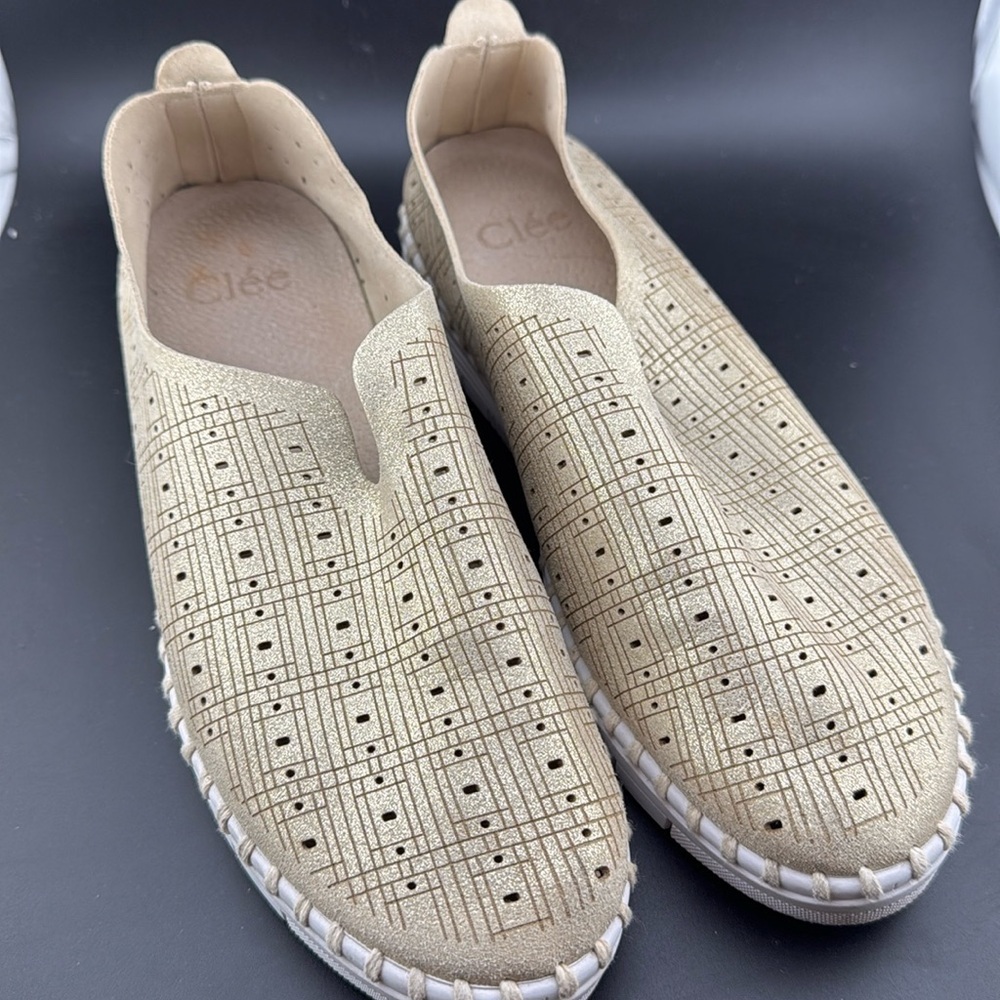 Clee Shoes size 41 US 8